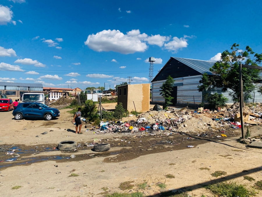 0 Bedroom Property for Sale in Allandale Gauteng