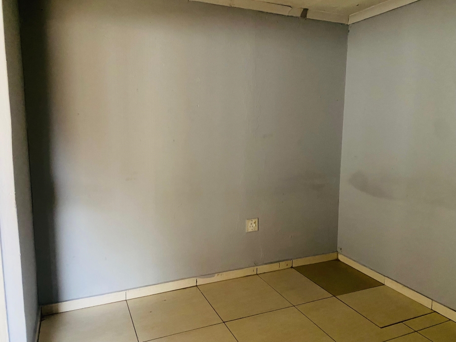 3 Bedroom Property for Sale in Chief A. Luthuli Park Gauteng