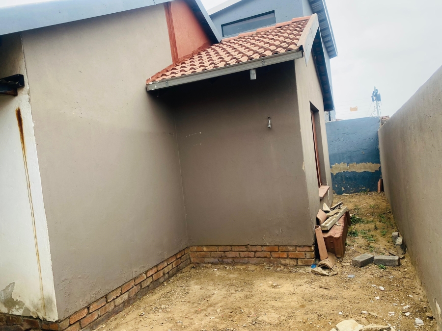 3 Bedroom Property for Sale in Chief A. Luthuli Park Gauteng