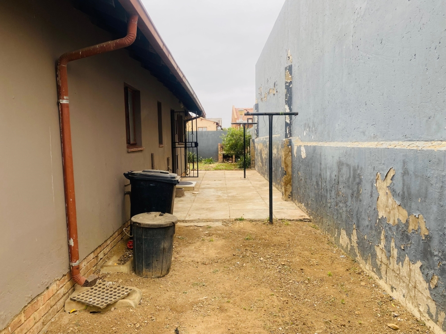 3 Bedroom Property for Sale in Chief A. Luthuli Park Gauteng