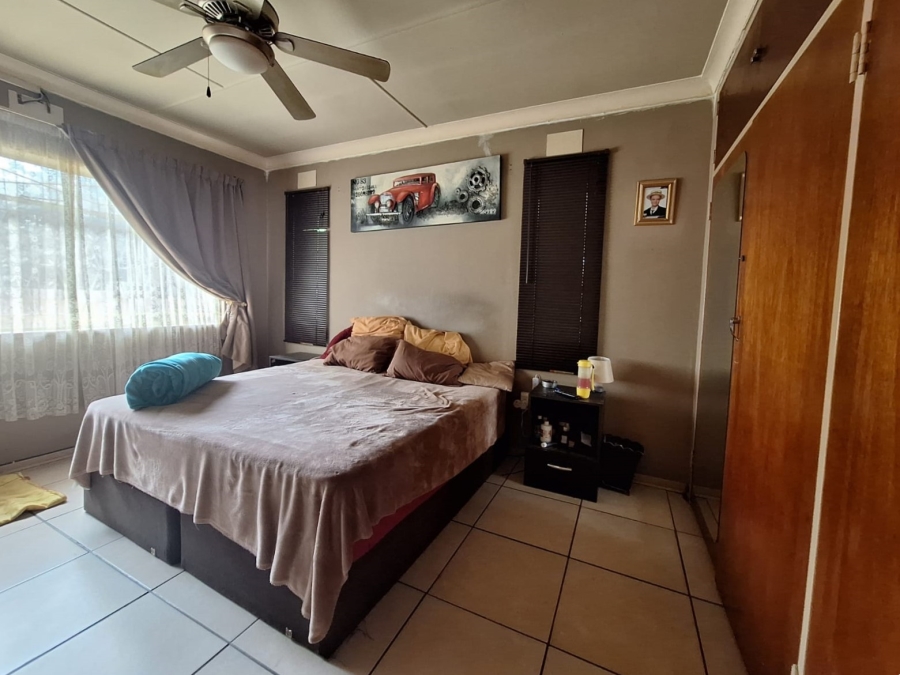 3 Bedroom Property for Sale in Rensburg Gauteng