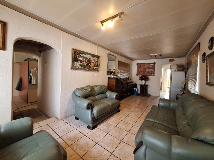 3 Bedroom Property for Sale in Rensburg Gauteng