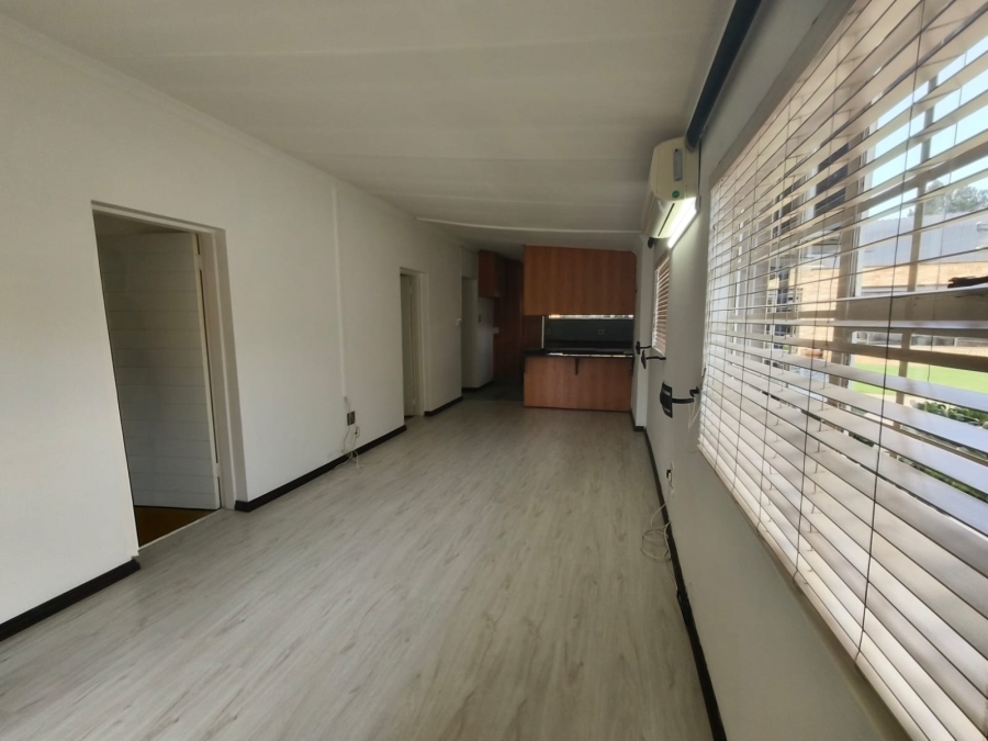 2 Bedroom Property for Sale in Unitas Park Gauteng