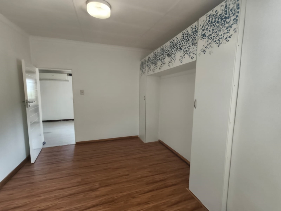 2 Bedroom Property for Sale in Unitas Park Gauteng