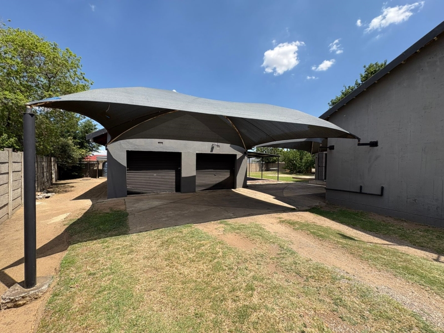 To Let 3 Bedroom Property for Rent in Bedworth Park Gauteng