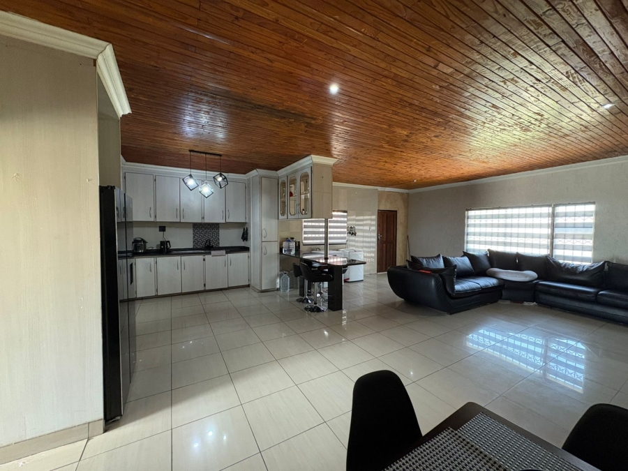 To Let 3 Bedroom Property for Rent in Bedworth Park Gauteng