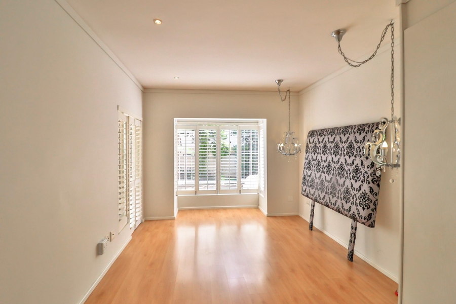 To Let 2 Bedroom Property for Rent in Morningside Gauteng