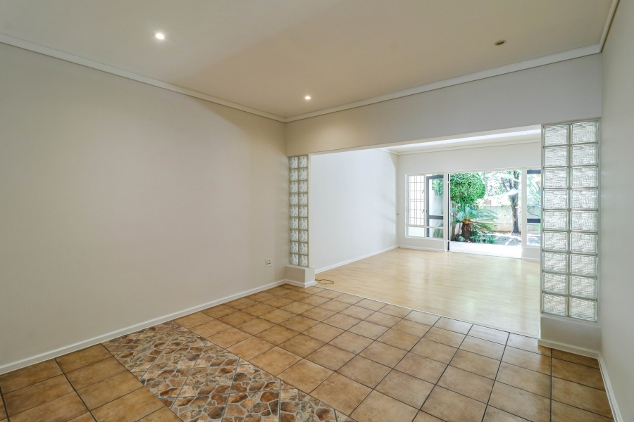 To Let 2 Bedroom Property for Rent in Morningside Gauteng