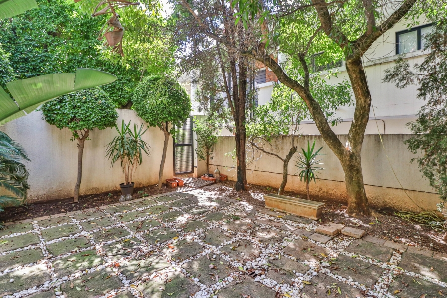 To Let 2 Bedroom Property for Rent in Morningside Gauteng