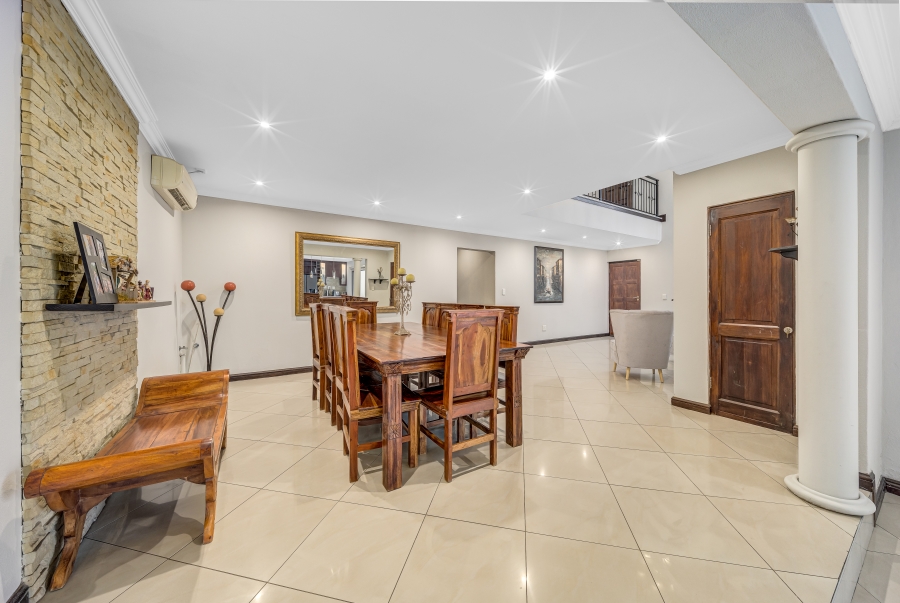 4 Bedroom Property for Sale in Barbeque Downs Gauteng