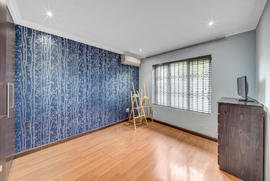 4 Bedroom Property for Sale in Barbeque Downs Gauteng