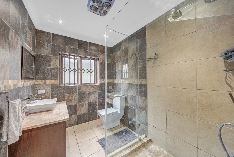 4 Bedroom Property for Sale in Barbeque Downs Gauteng