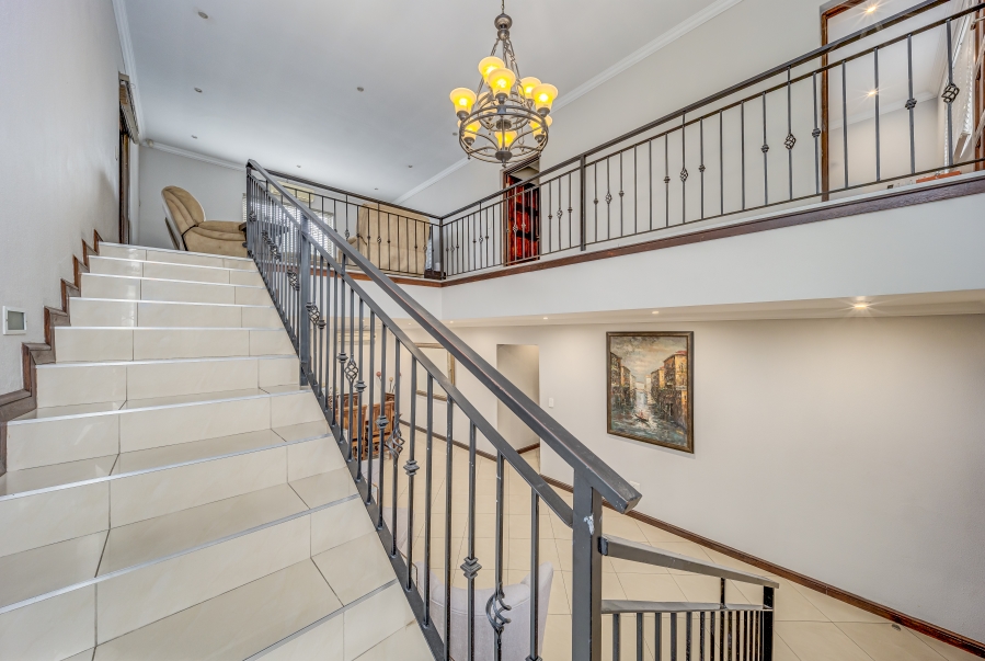 4 Bedroom Property for Sale in Barbeque Downs Gauteng