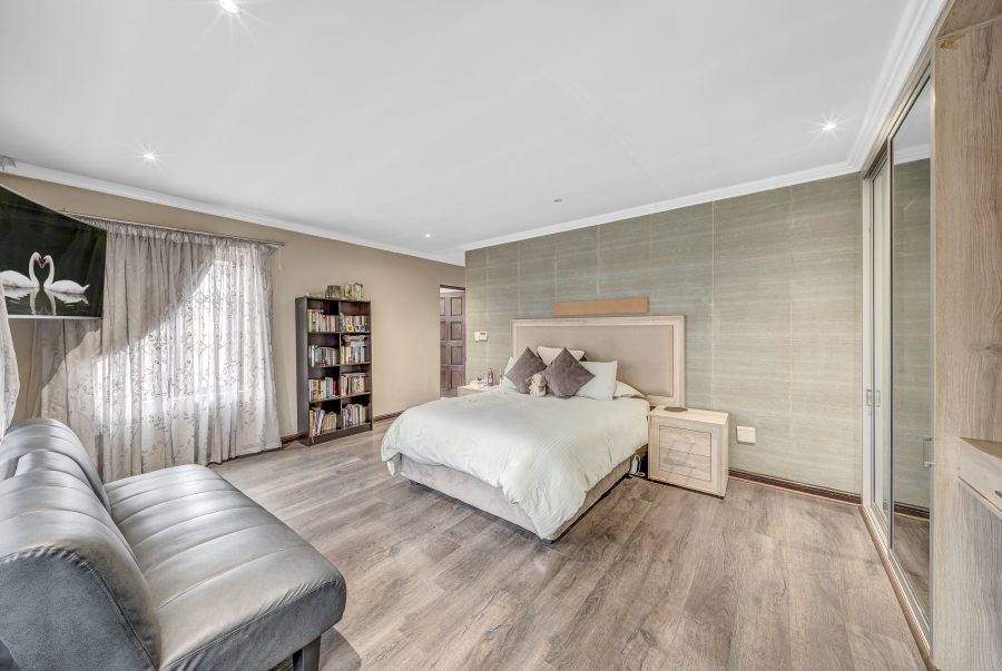 4 Bedroom Property for Sale in Barbeque Downs Gauteng