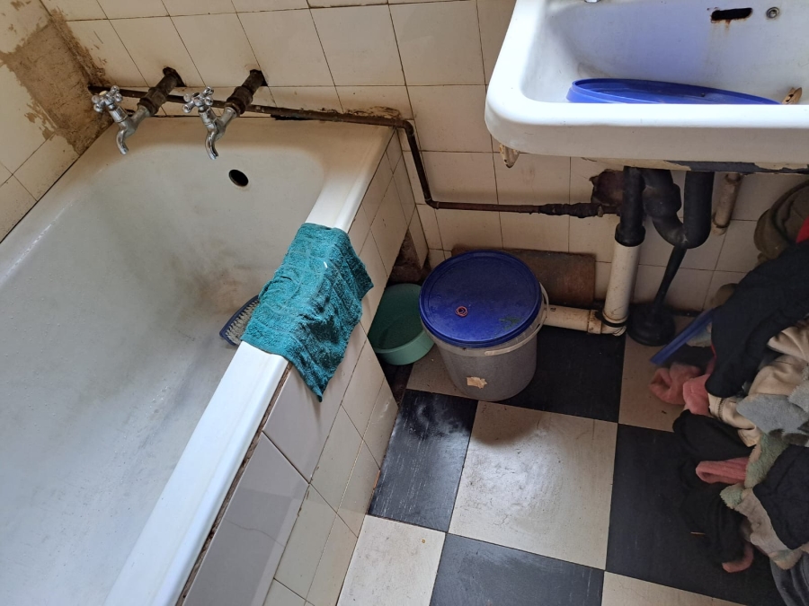 14 Bedroom Property for Sale in Yeoville Gauteng