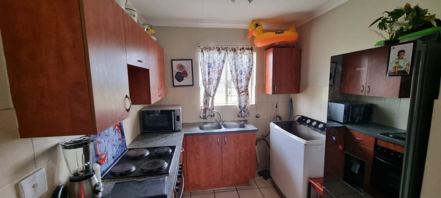 To Let 2 Bedroom Property for Rent in Sunward Park Gauteng