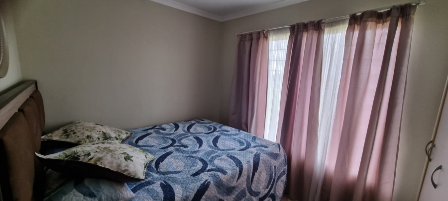 To Let 2 Bedroom Property for Rent in Sunward Park Gauteng