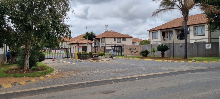 To Let 2 Bedroom Property for Rent in Sunward Park Gauteng