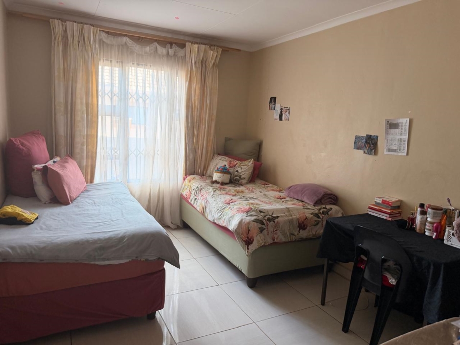 3 Bedroom Property for Sale in The Orchards Gauteng