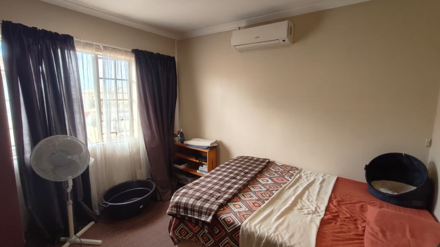 2 Bedroom Property for Sale in Annlin Gauteng