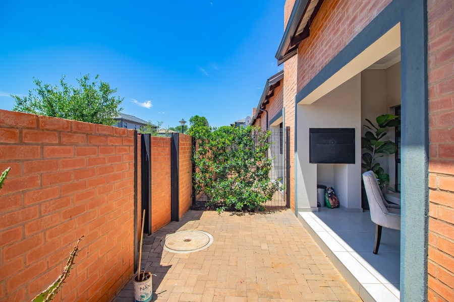 2 Bedroom Property for Sale in Annlin Gauteng