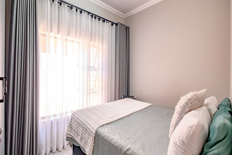 2 Bedroom Property for Sale in Annlin Gauteng