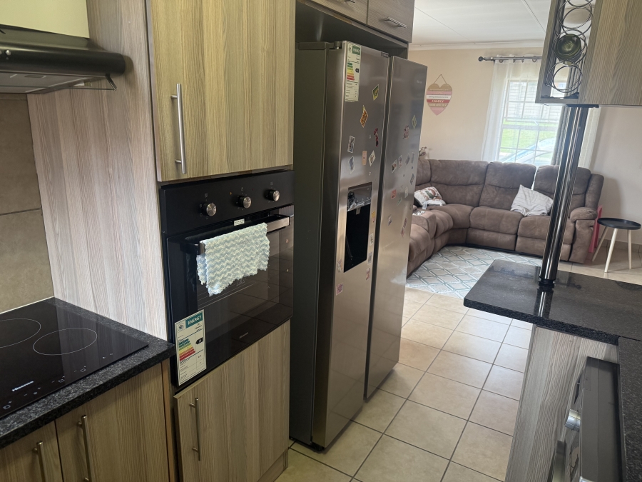 3 Bedroom Property for Sale in Thatch Hill Estate Gauteng