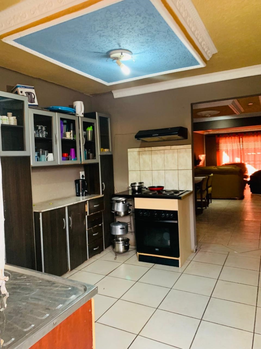 To Let 3 Bedroom Property for Rent in Lenasia Ext 3 Gauteng