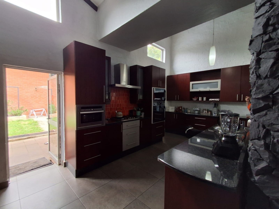 3 Bedroom Property for Sale in Blue Saddle Ranches Gauteng