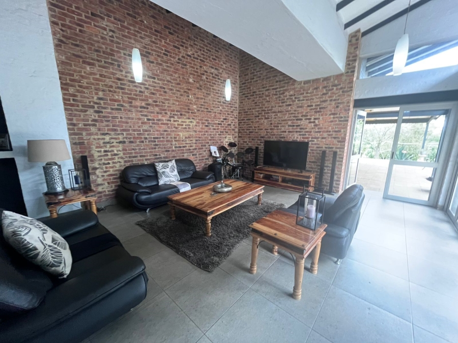 3 Bedroom Property for Sale in Blue Saddle Ranches Gauteng