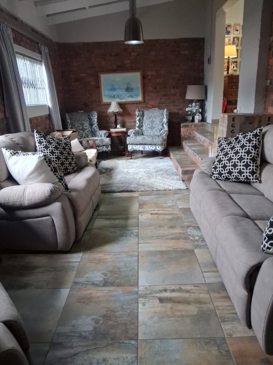 3 Bedroom Property for Sale in Blue Saddle Ranches Gauteng