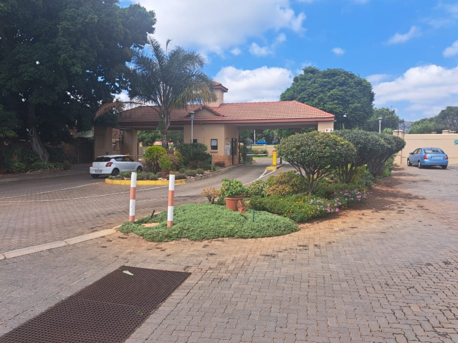 1 Bedroom Property for Sale in Montana Gauteng