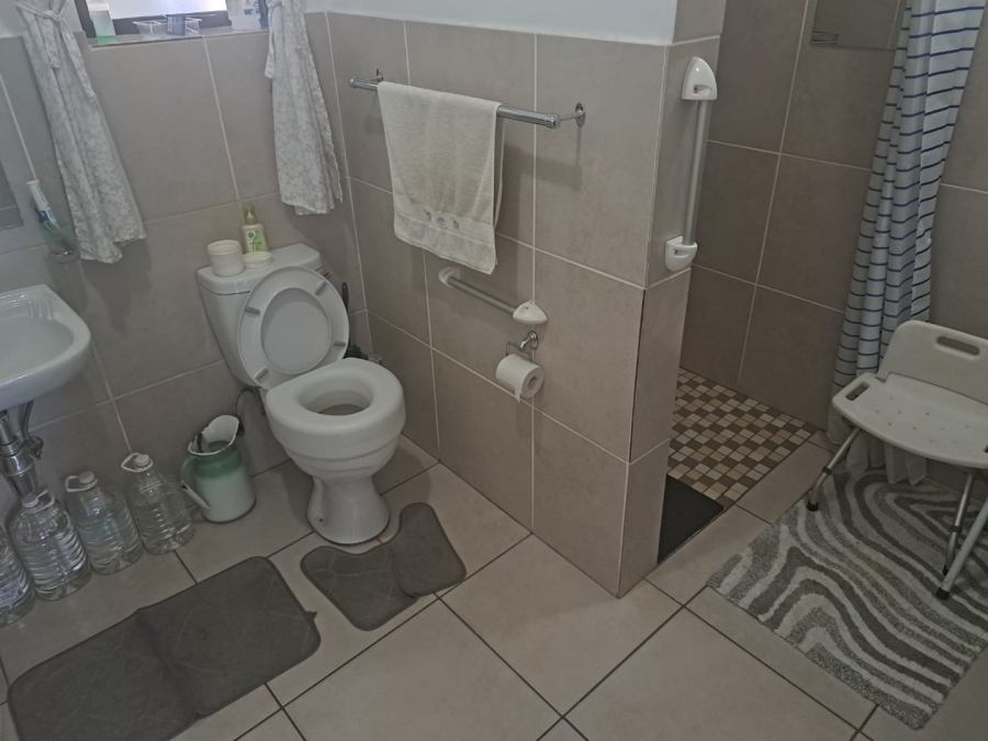 1 Bedroom Property for Sale in Montana Gauteng