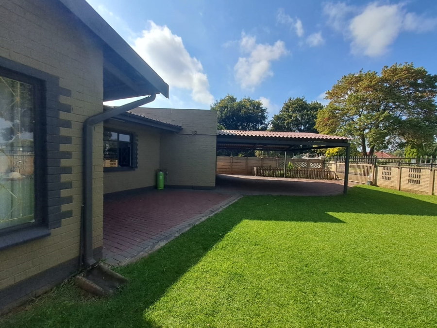 3 Bedroom Property for Sale in Three Rivers Gauteng