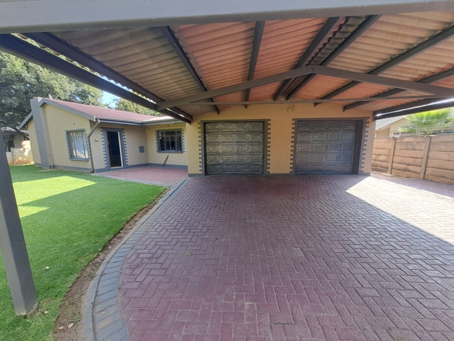 3 Bedroom Property for Sale in Three Rivers Gauteng