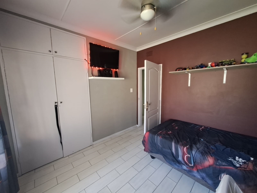 3 Bedroom Property for Sale in Three Rivers Gauteng