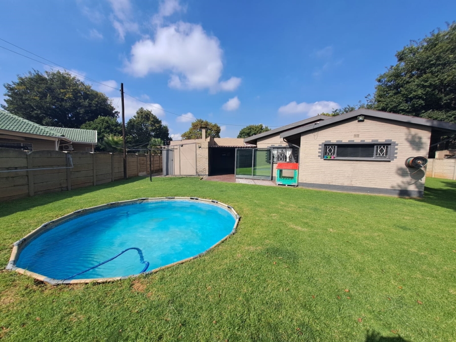 3 Bedroom Property for Sale in Three Rivers Gauteng