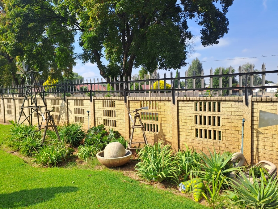 3 Bedroom Property for Sale in Three Rivers Gauteng