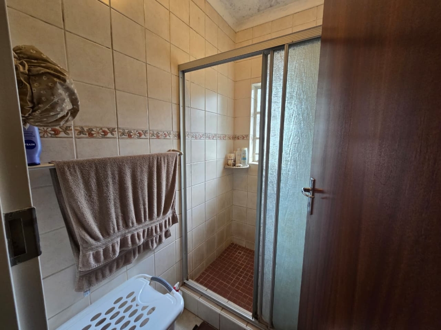 8 Bedroom Property for Sale in Rietfontein AH Gauteng