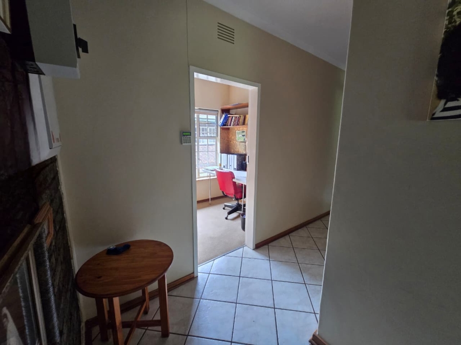 8 Bedroom Property for Sale in Rietfontein AH Gauteng