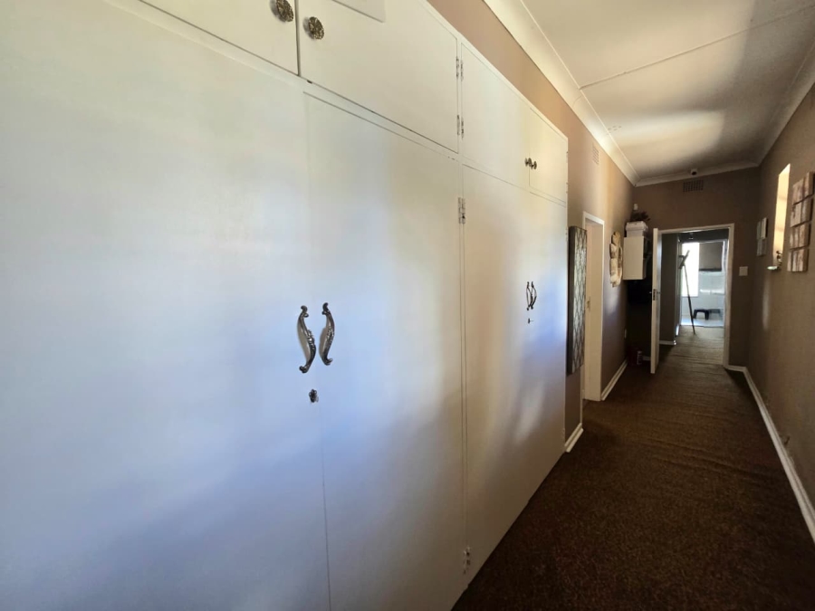 8 Bedroom Property for Sale in Rietfontein AH Gauteng