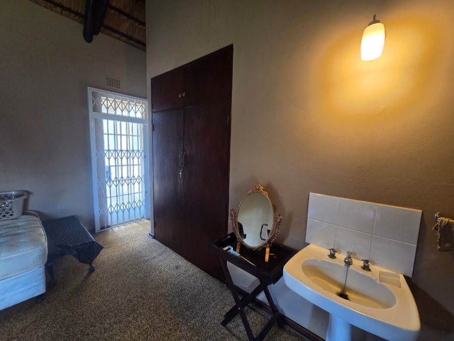 8 Bedroom Property for Sale in Rietfontein AH Gauteng