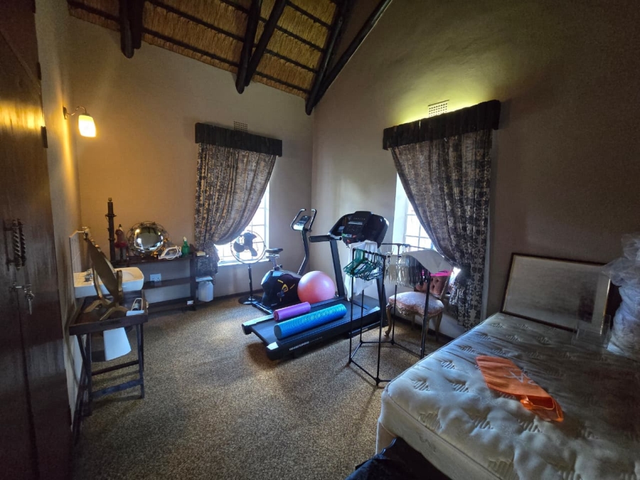 8 Bedroom Property for Sale in Rietfontein AH Gauteng