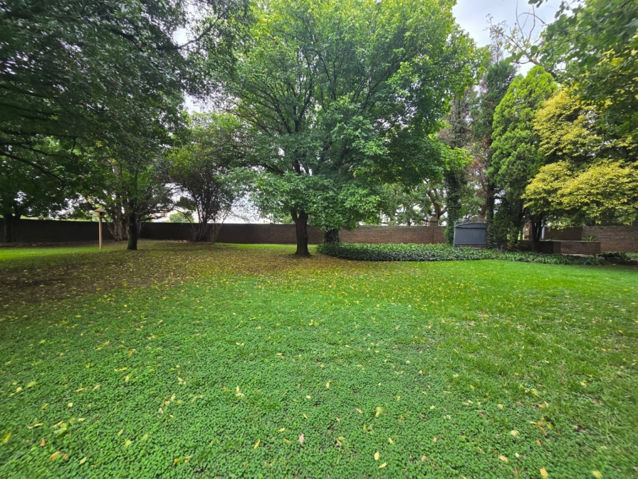 8 Bedroom Property for Sale in Rietfontein AH Gauteng