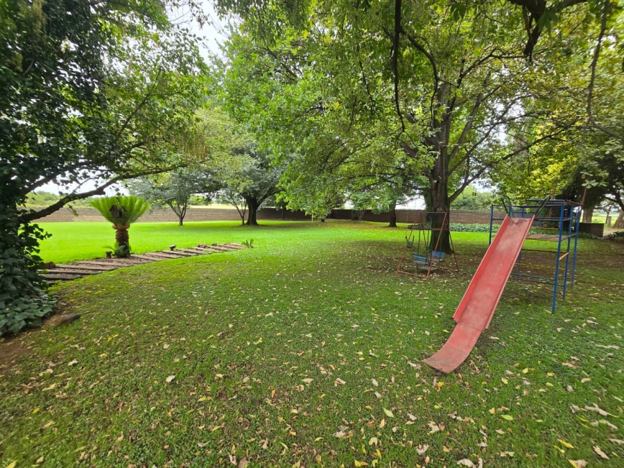 8 Bedroom Property for Sale in Rietfontein AH Gauteng