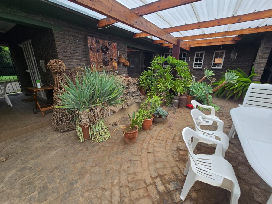 8 Bedroom Property for Sale in Rietfontein AH Gauteng