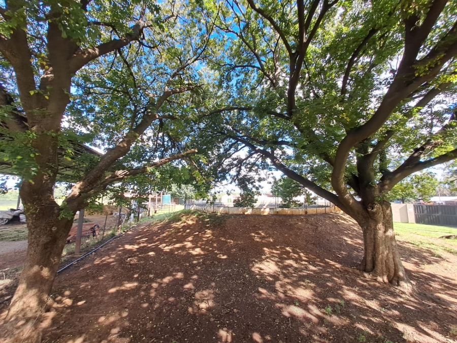 8 Bedroom Property for Sale in Rietfontein AH Gauteng