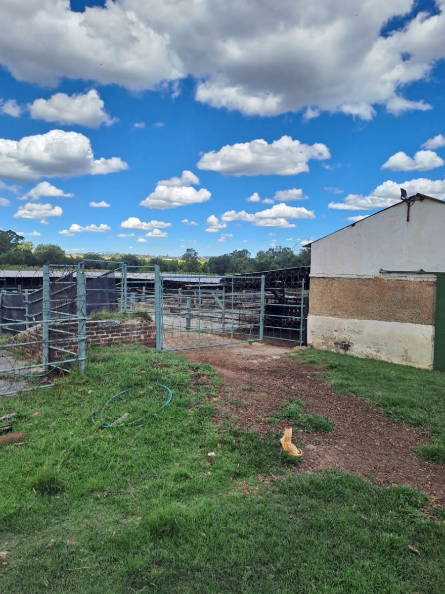 8 Bedroom Property for Sale in Rietfontein AH Gauteng