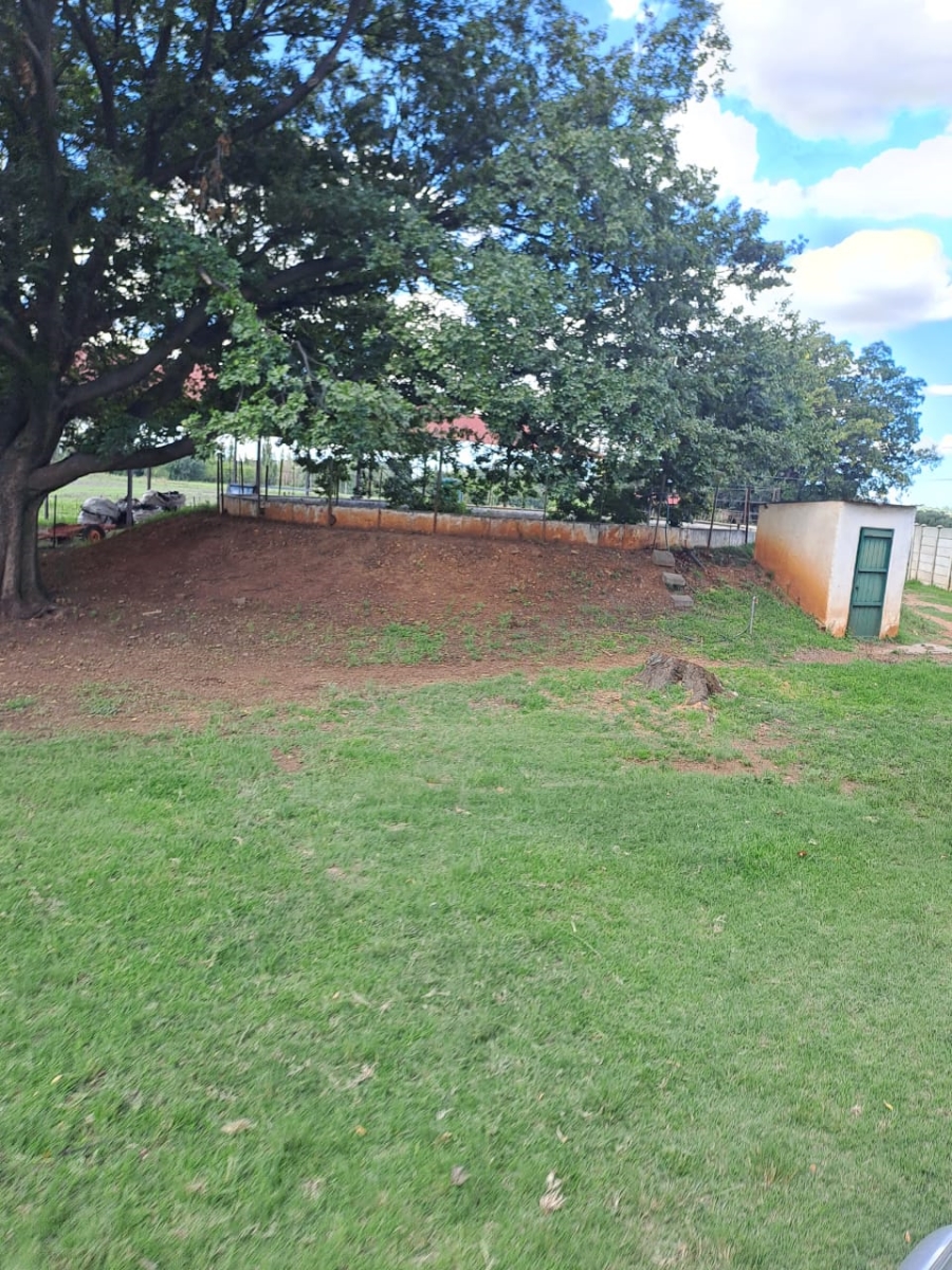 8 Bedroom Property for Sale in Rietfontein AH Gauteng