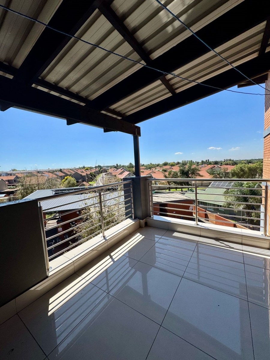 To Let 2 Bedroom Property for Rent in Eveleigh Gauteng